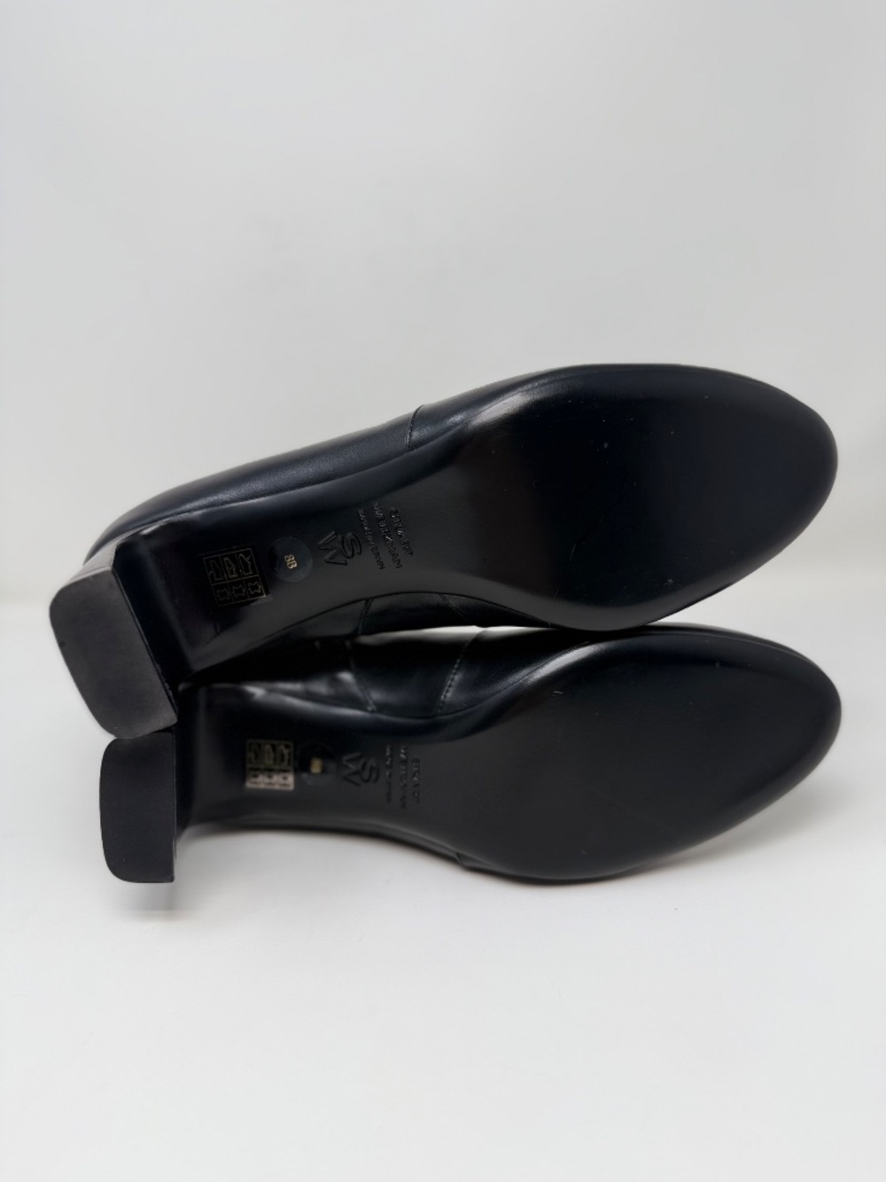 New Stuart Weitzman Babette Zip Bootie 60MM Black Leather Sz 8 - Picture 13 of 13